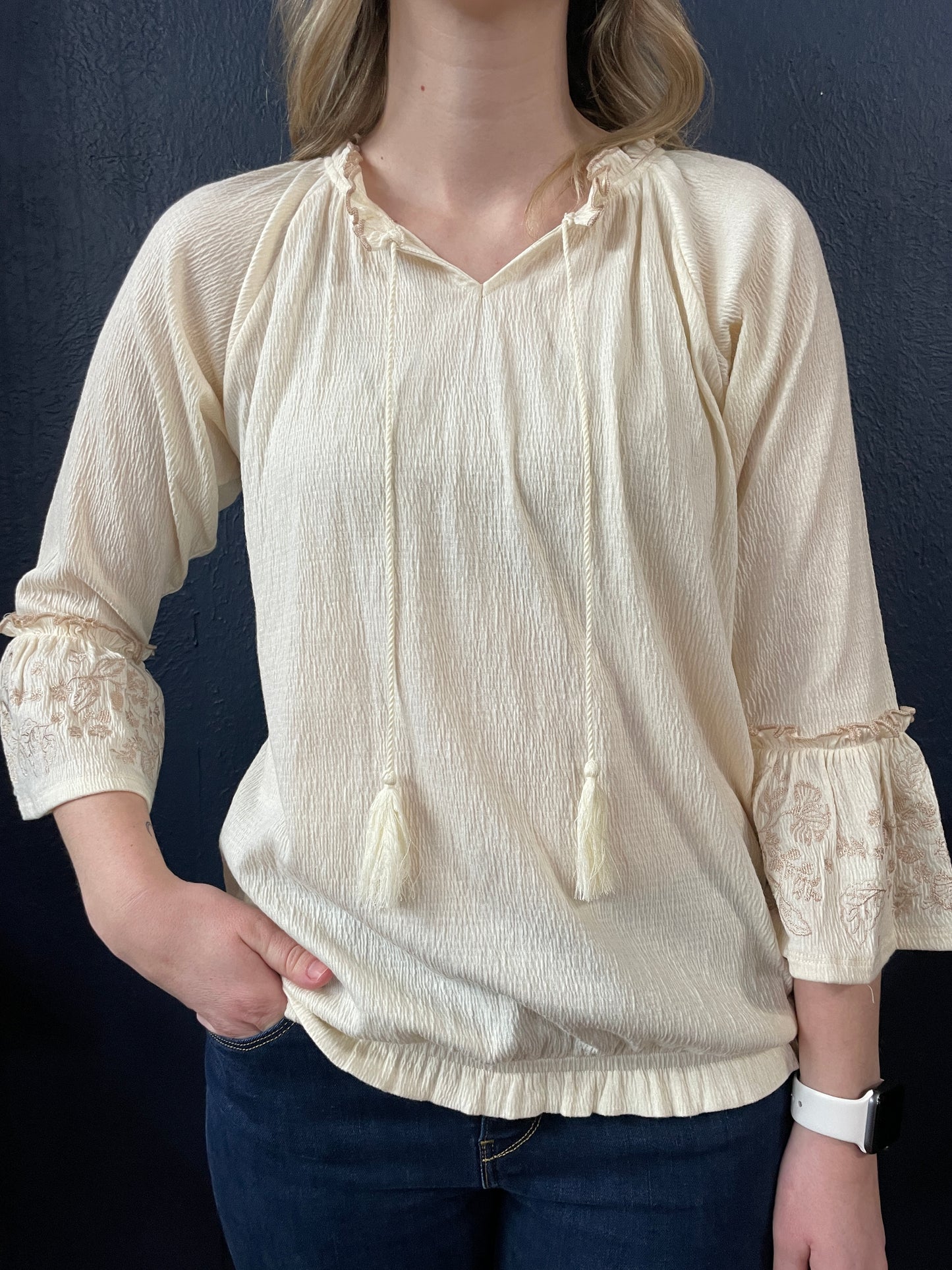 SKYE'S THE LIMIT EMBROIDERED PEASANT TOP - CREAM