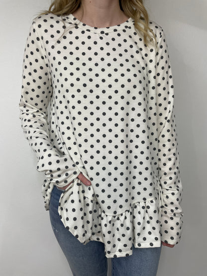 CONNECT THE POLKA DOTS RUFFLE TOP